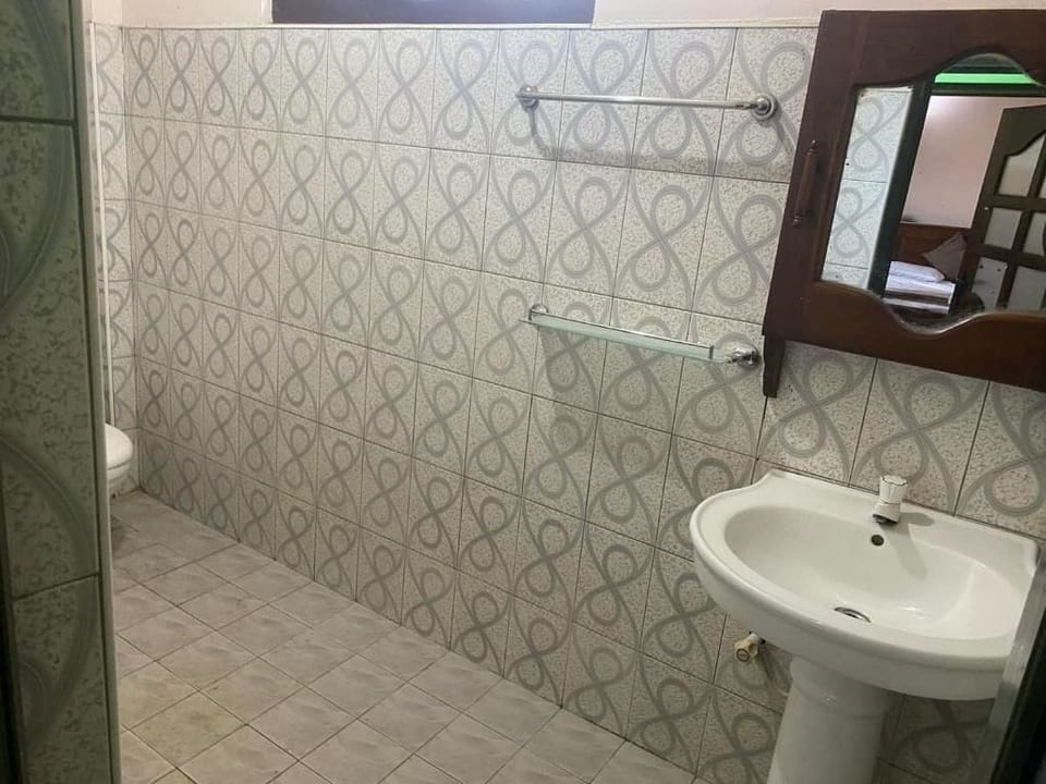 Deluxe Double Room, Garden View | Bathroom | Bidet