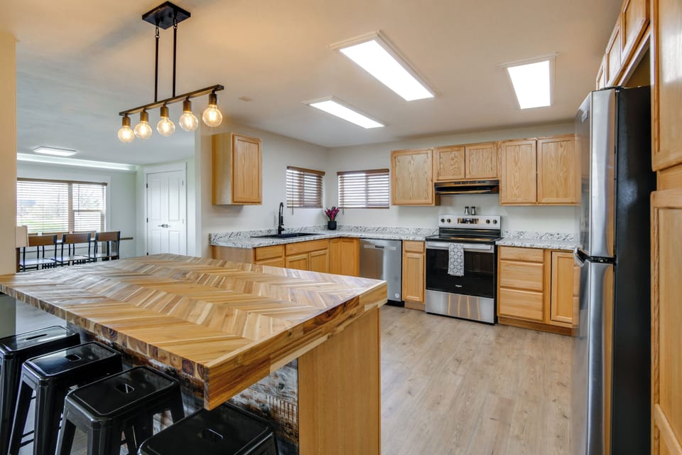 House (4 Bedrooms) | Interior