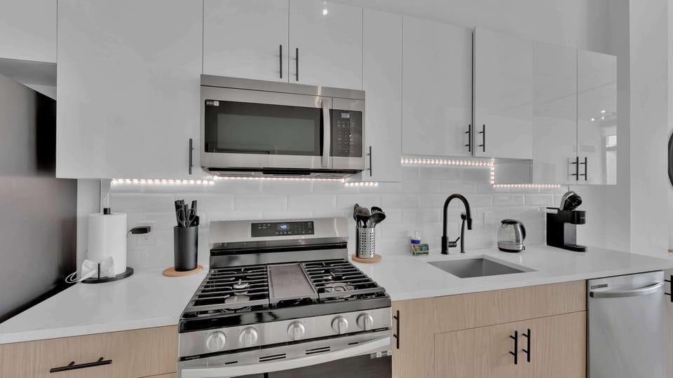 Full Kitchen