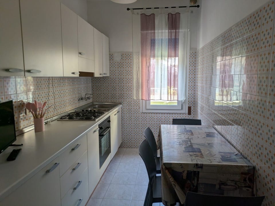 Apartment, 1 Bedroom, City View | Interior