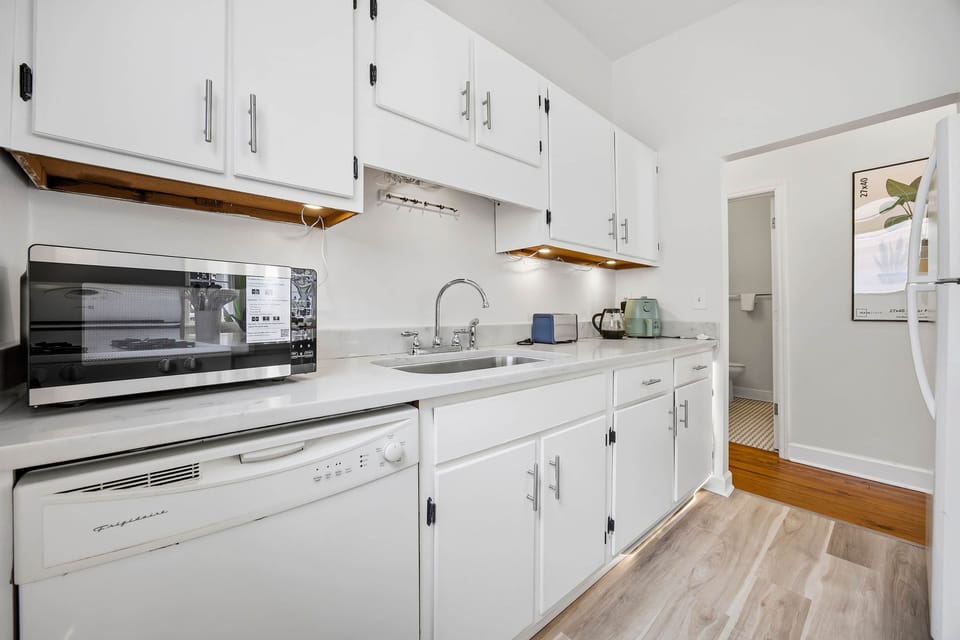 Kitchen 4