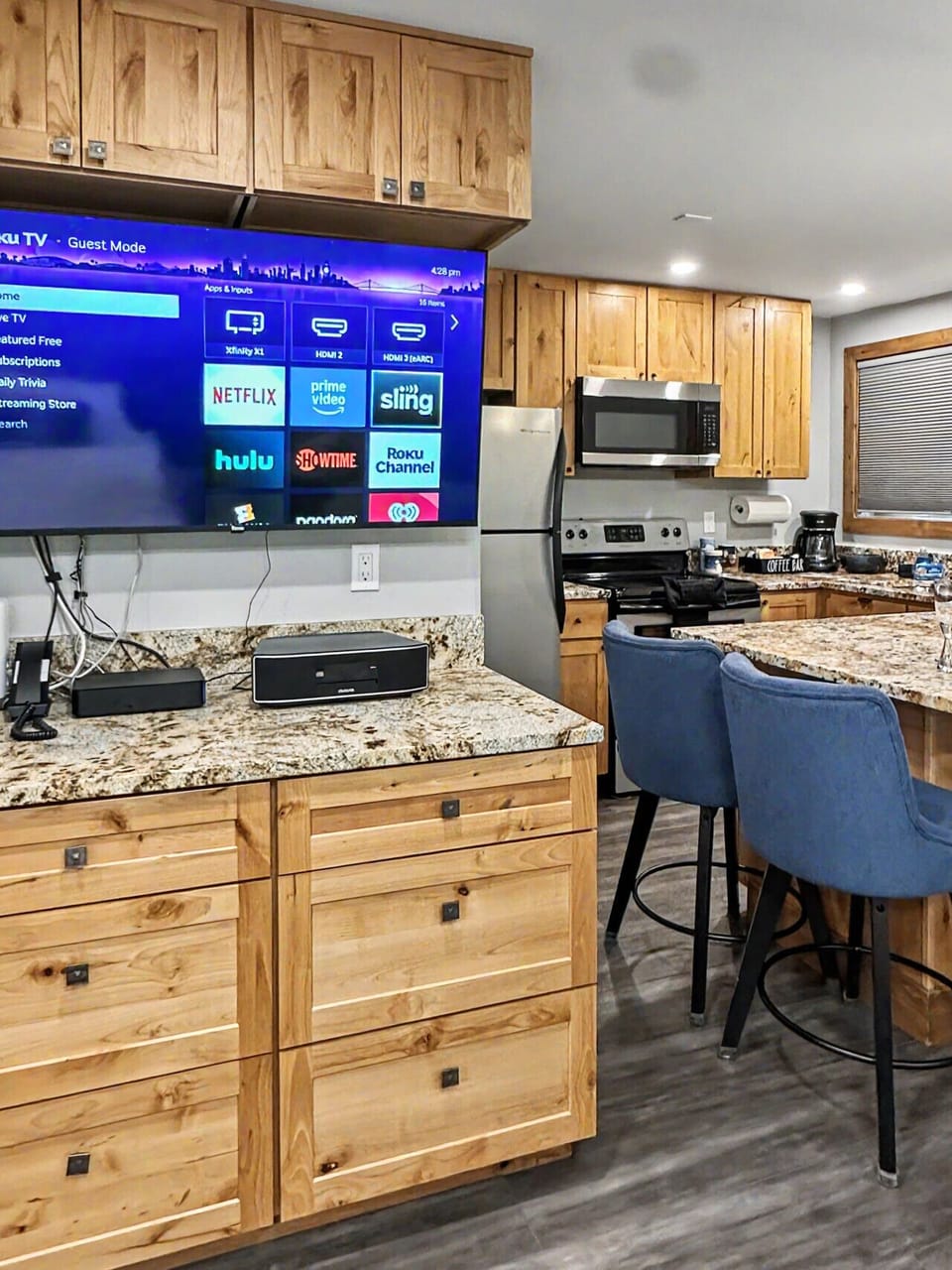 Entertainment Counter with Bluetooth Speaker