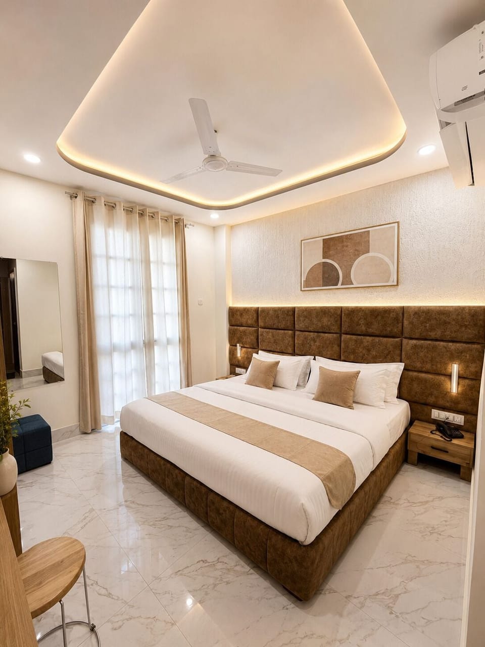 WiFi (free), bed sheets