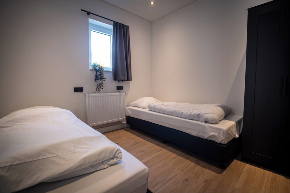 House | 2 bedrooms, individually furnished, bed sheets