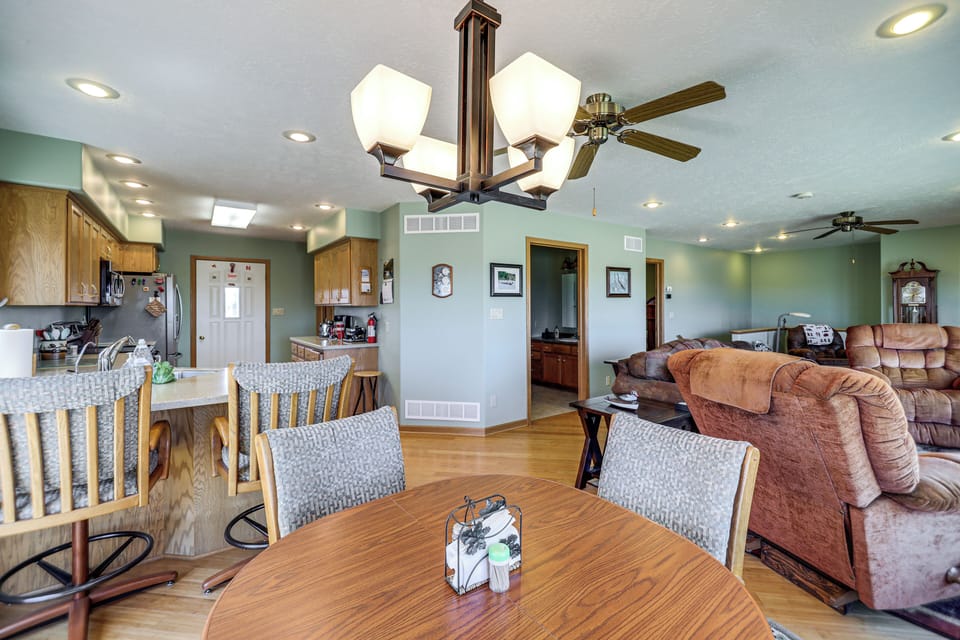 Dining Area | 1st Floor