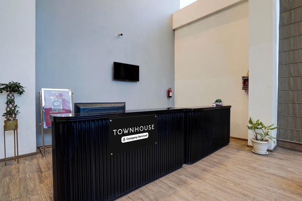 House | Reception
