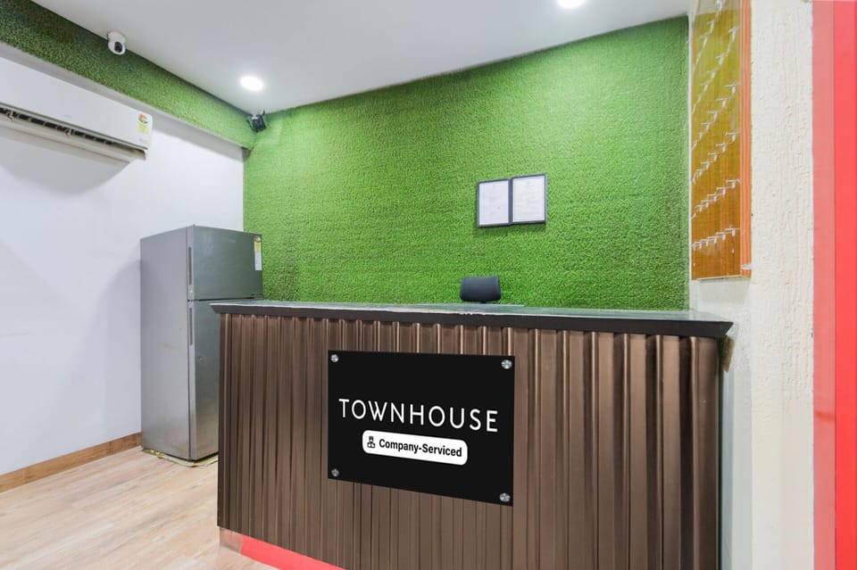 House | Reception