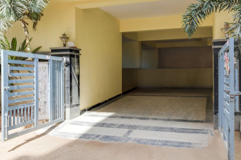 House | Reception
