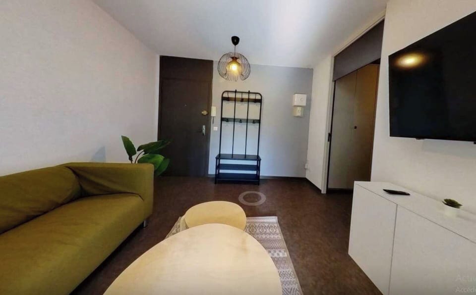 Apartment | Living area