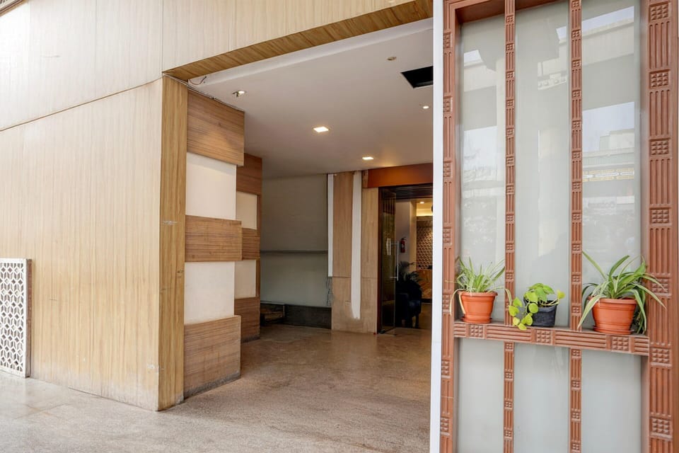 House | Reception