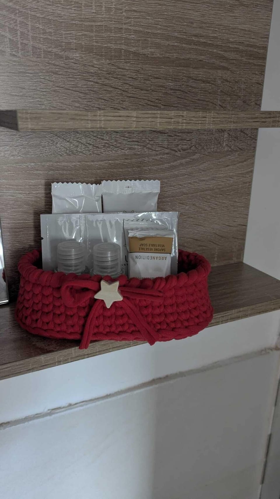 Comfort Double or Twin Room, Hill View | Bathroom amenities | Shower, free toiletries, hair dryer, towels