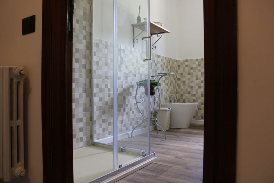 Comfort Double or Twin Room, Hill View | Bathroom | Shower, free toiletries, hair dryer, towels