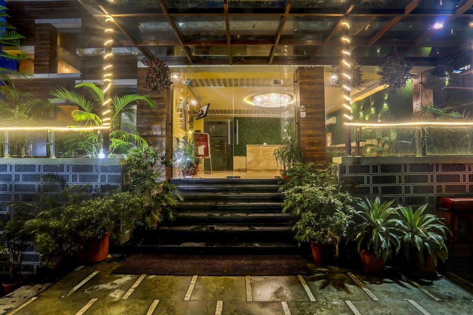House | Reception