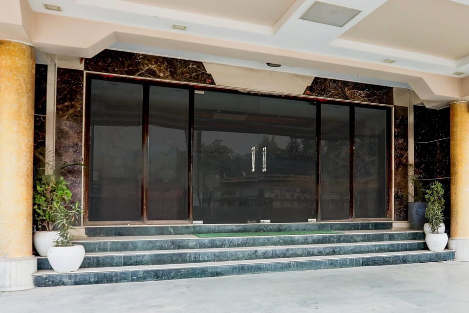 House | Reception