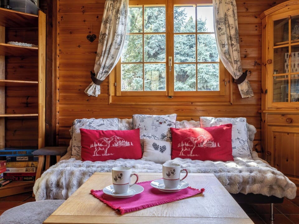 Furniture, Interior Design, Wood, Textile, Room, Lighting, Home, Throw Pillow, Linens, Floor