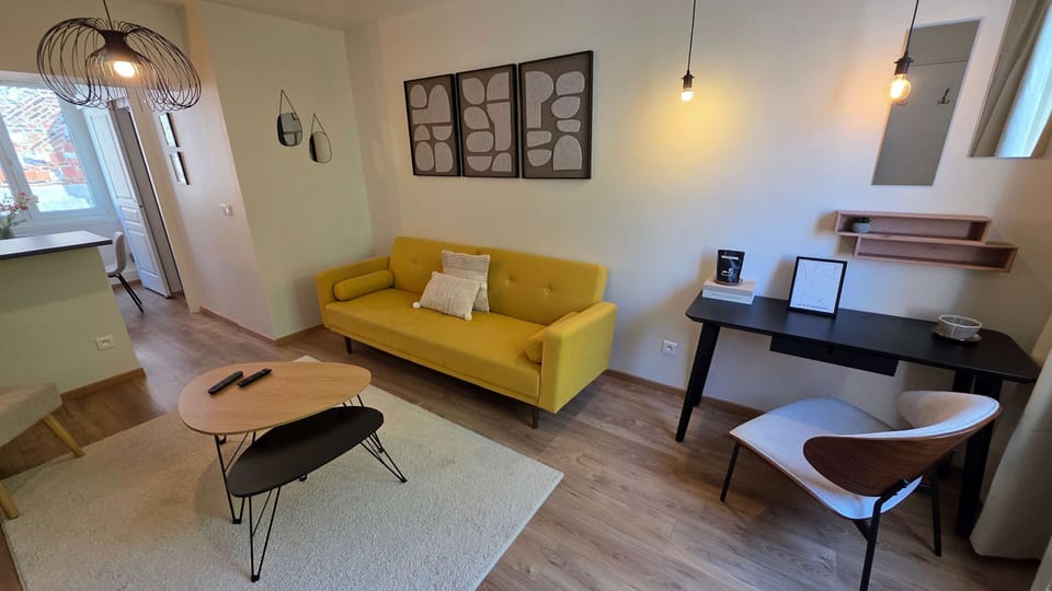House | Internet