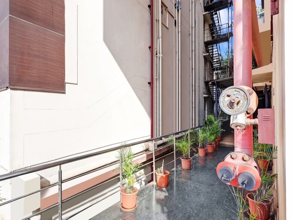 House | Reception