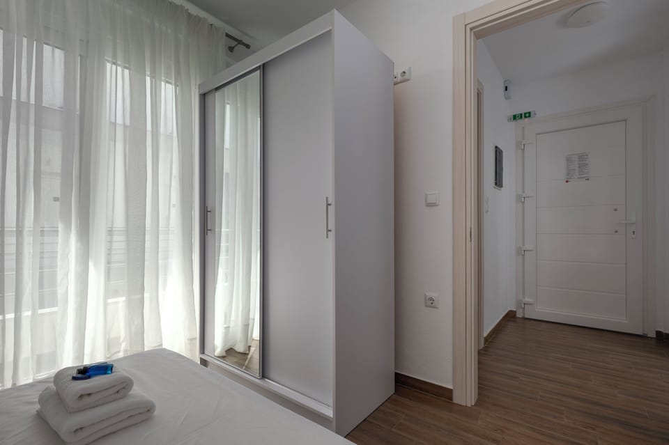 Deluxe Apartment | Free WiFi