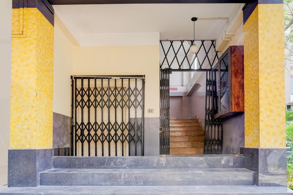 House | Reception