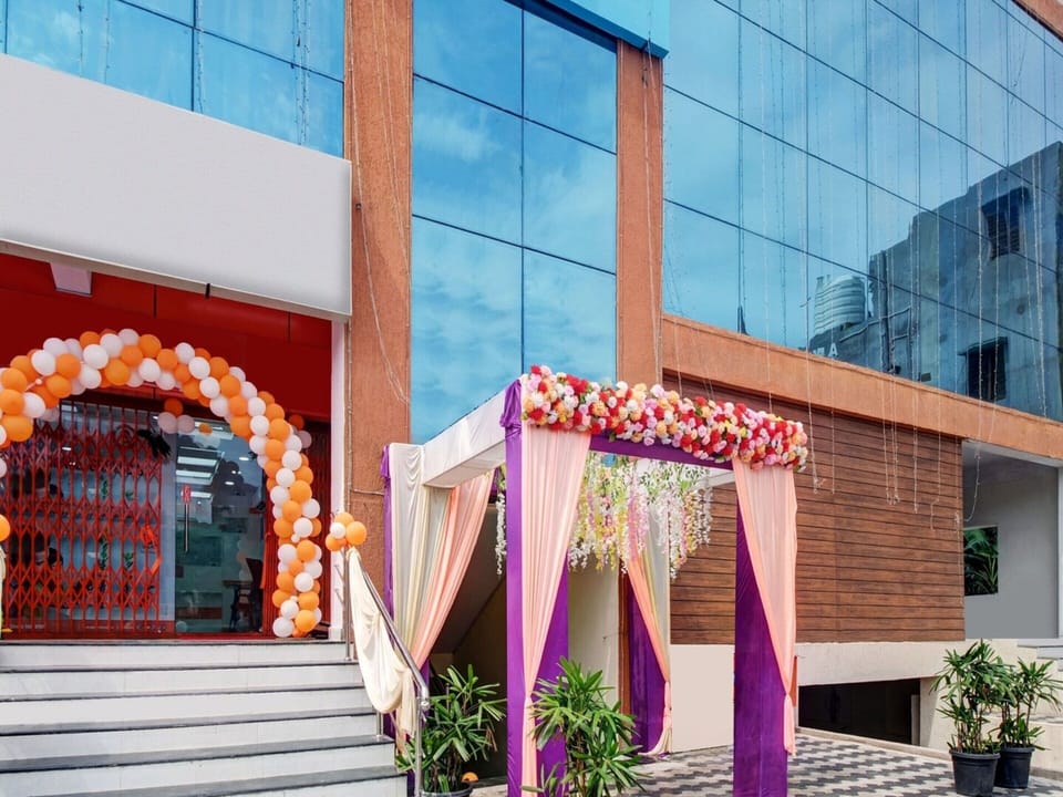 House | Reception