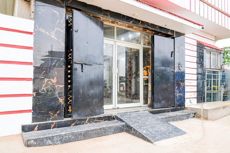 House | Reception