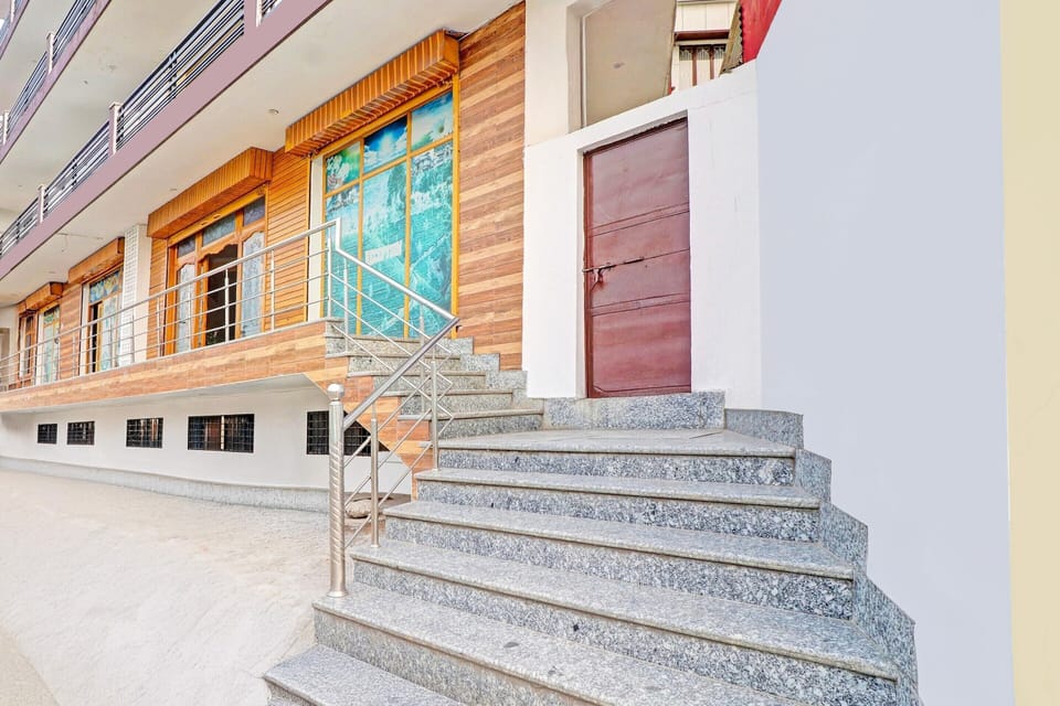 House | Reception