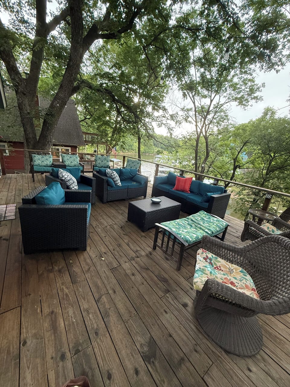 Large Deck 
