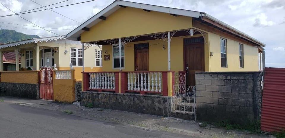 Roseau Beach Hostel Hostel in Dominica