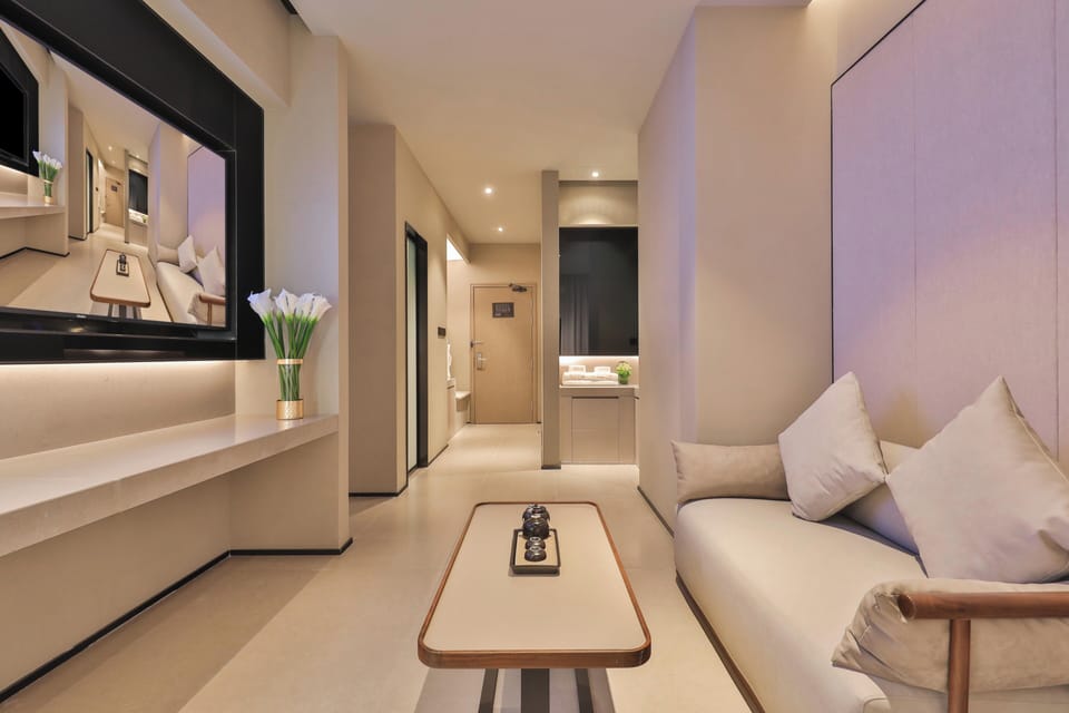 Standard Suite | Interior