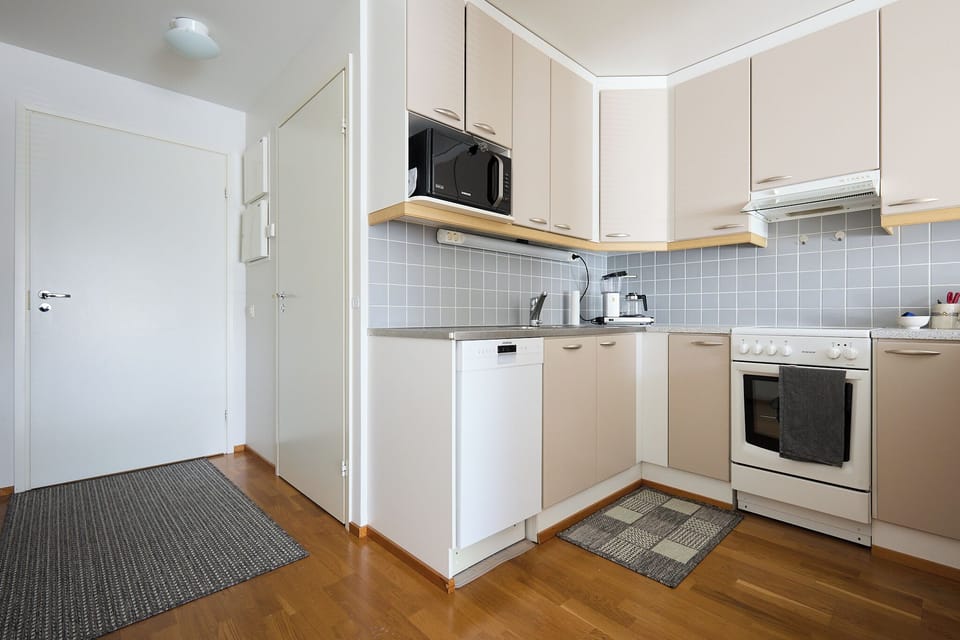 Standard Apartment, Courtyard View | Private kitchen | Full-size fridge, microwave, oven, stovetop