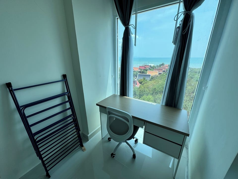 Studio, Balcony, Sea View | Interior