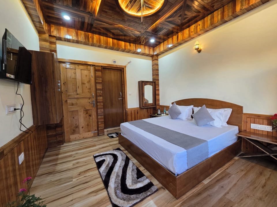 Superior Room, Mountain View | Free WiFi
