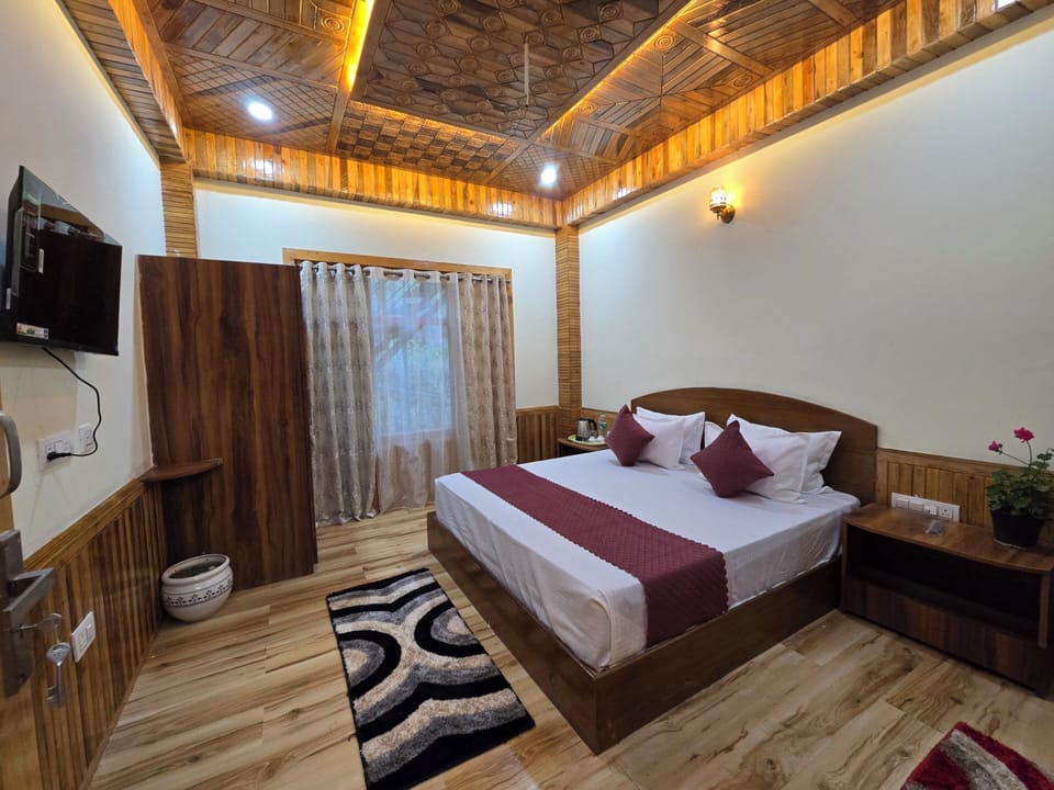 Deluxe Room | Free WiFi