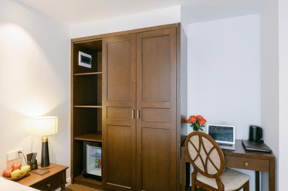 Executive Suite | Interior