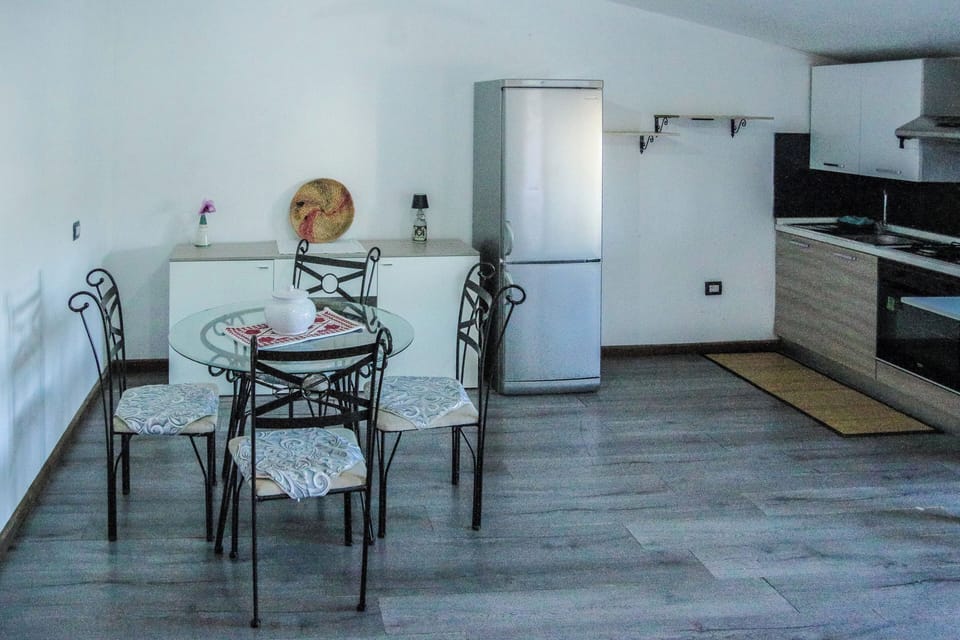 Apartment, 2 Bedrooms, Balcony | Dining