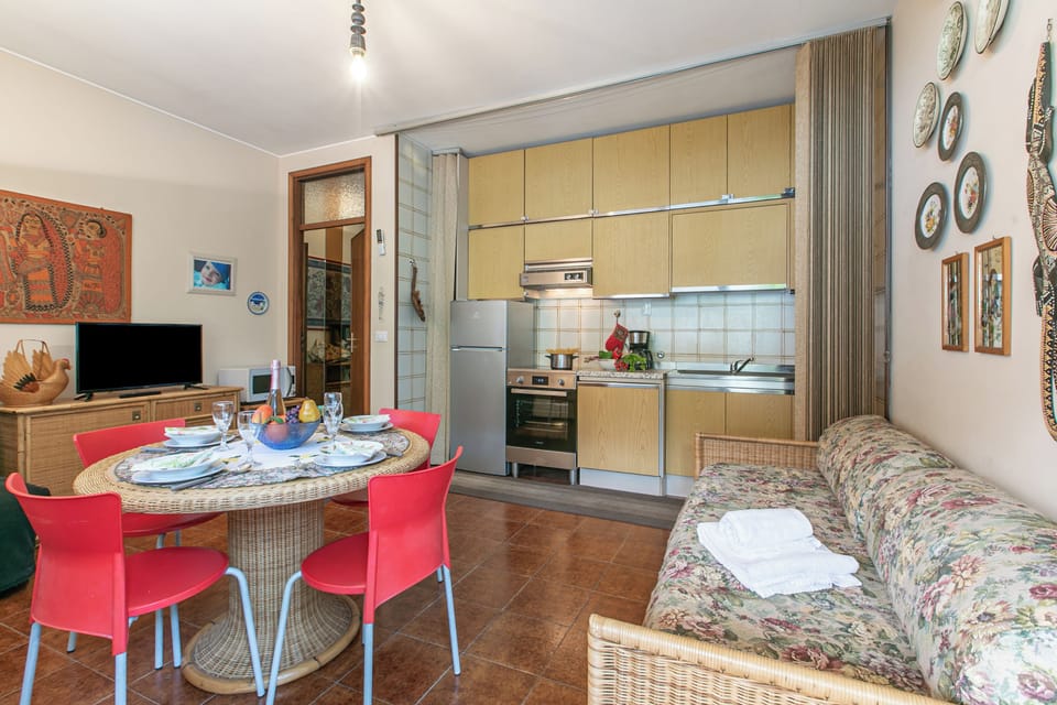 Standard Apartment, 1 Bedroom, Balcony (Sweet Home Silvana - with Terrace &) | Dining room