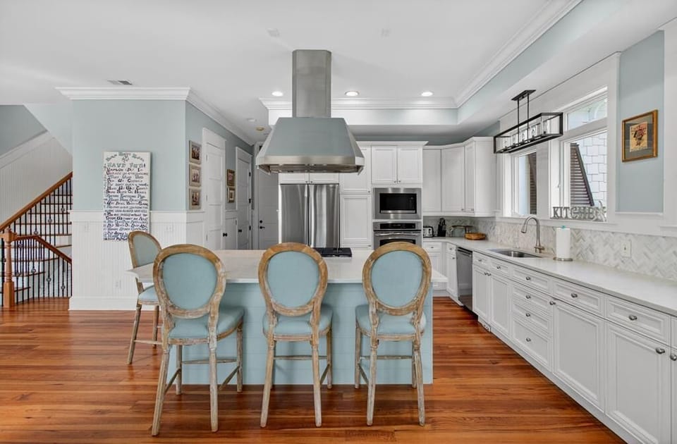 Kitchen  at  23 42nd