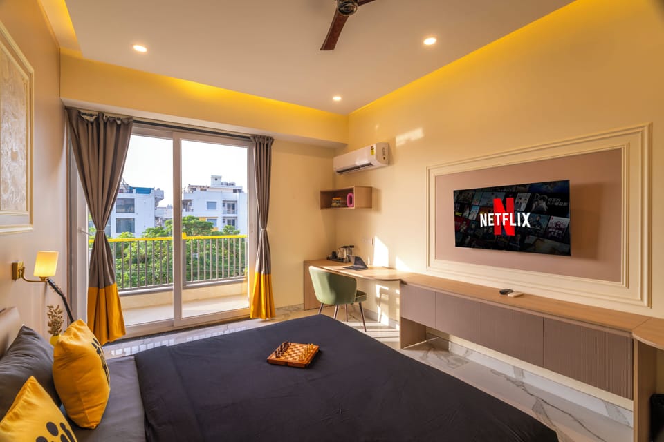Superior Double Room with Balcony and City View | Blackout drapes, WiFi (free), bed sheets