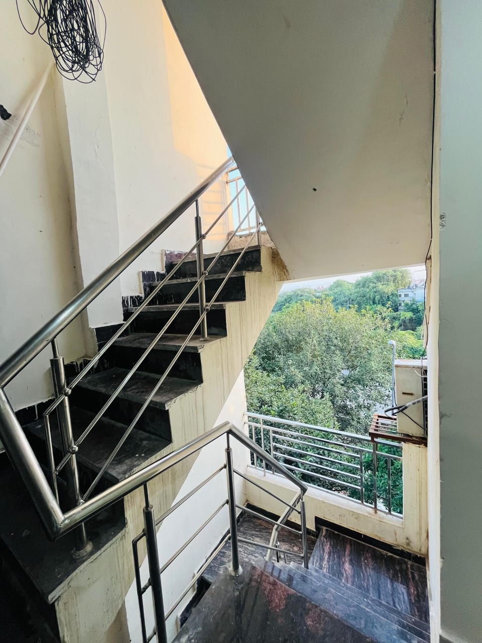 Deluxe Double Room, Balcony, City View | Interior