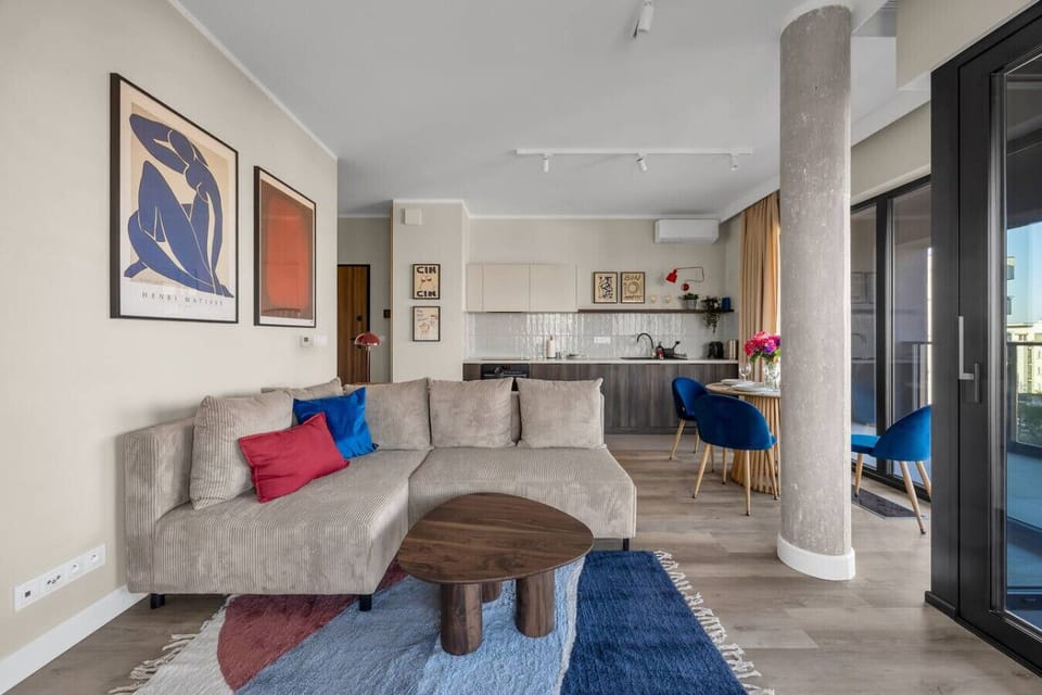 Bemowo Apartment with Air Con, Balcony and Parking | Book Now with RENTUJEMY.COM