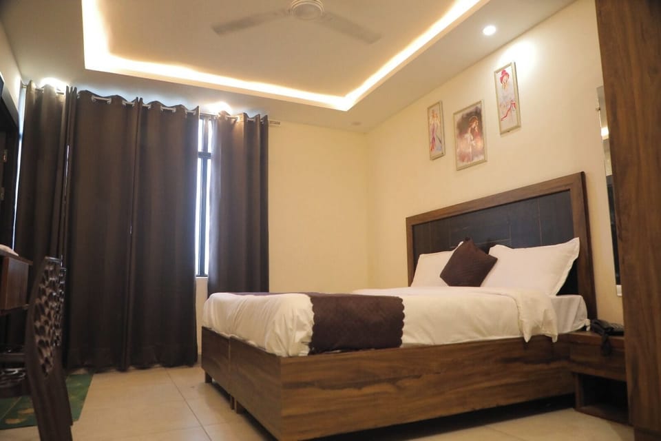 Deluxe Room | Free WiFi