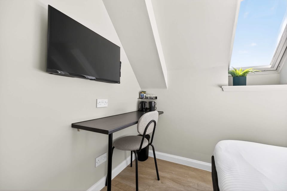 Deluxe Double Room | Blackout drapes, WiFi (free)