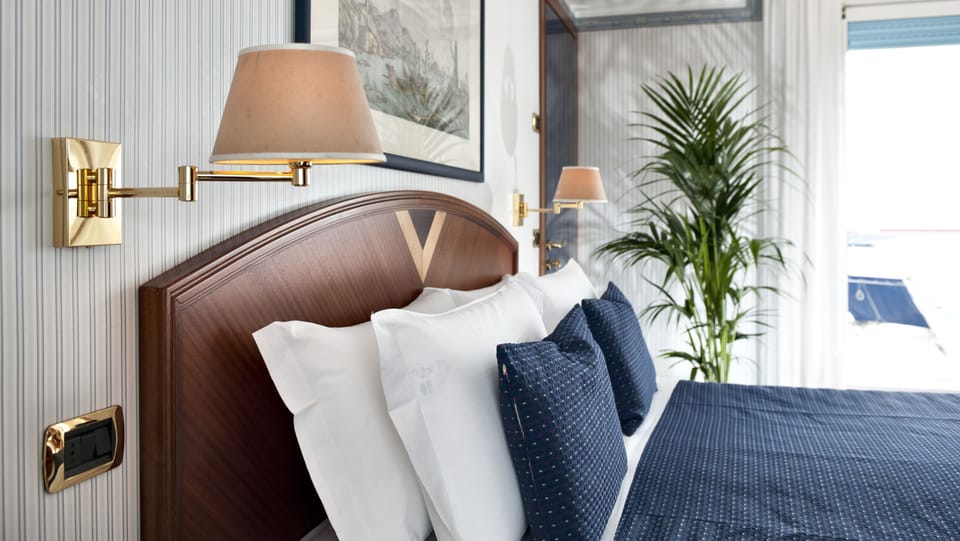 Deluxe Suite, Terrace, Sea View | In-room safe, soundproofing, free WiFi, bed sheets