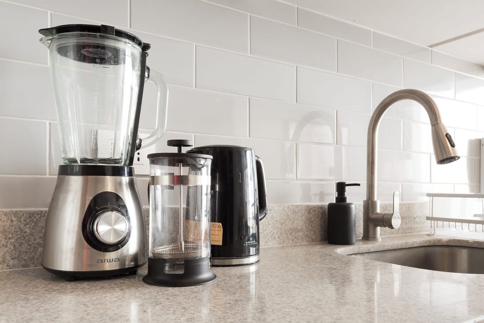 Apartment, 2 Bedrooms | Private kitchen | Coffee/tea maker
