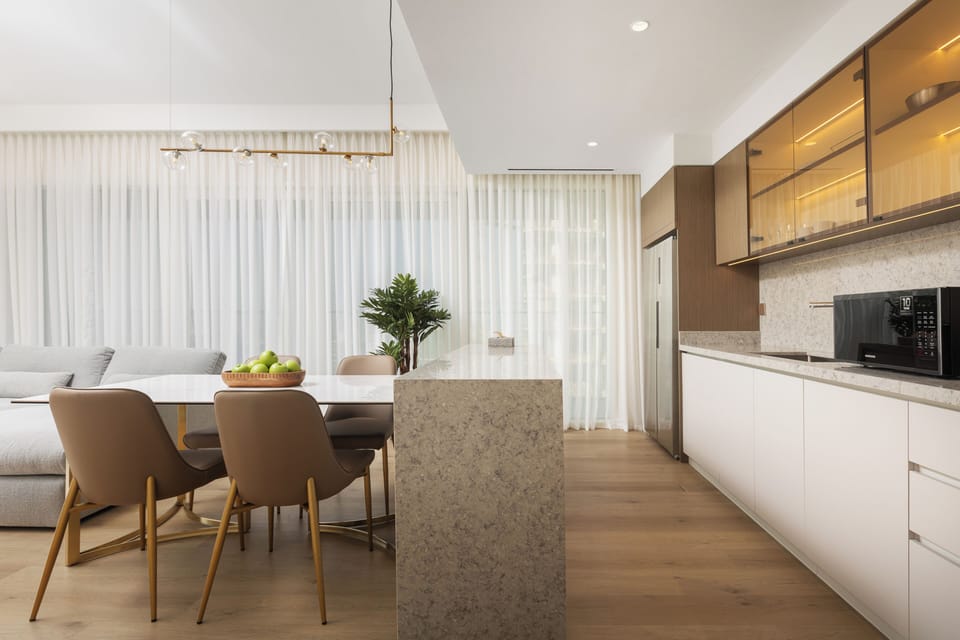 Apartment, Balcony, Sea View | Interior
