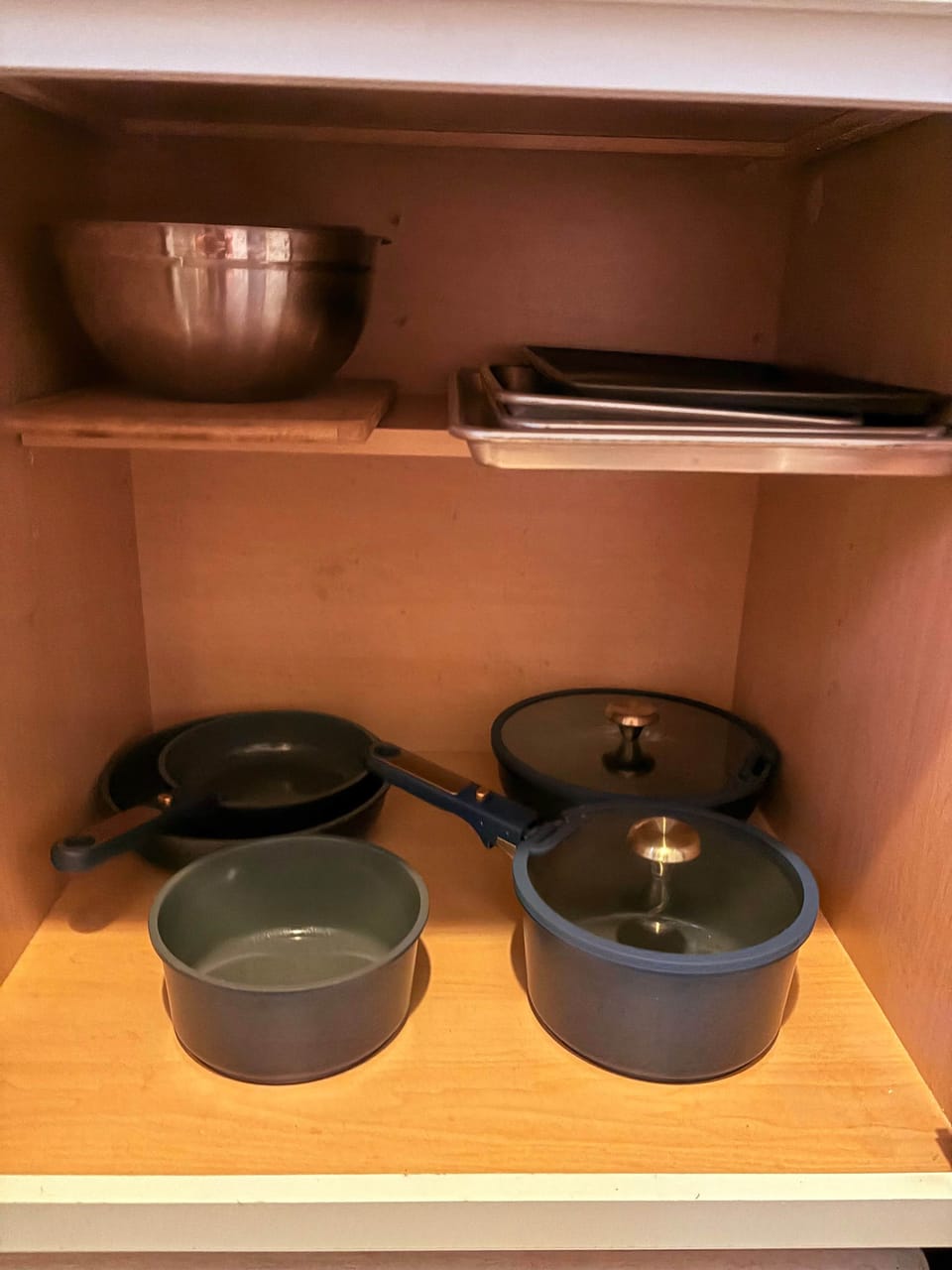 Pots & pans 