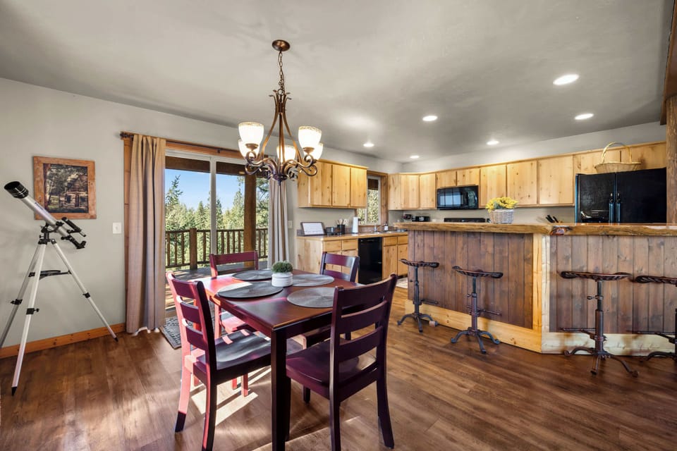 A place to connect, share, and savor every bite together