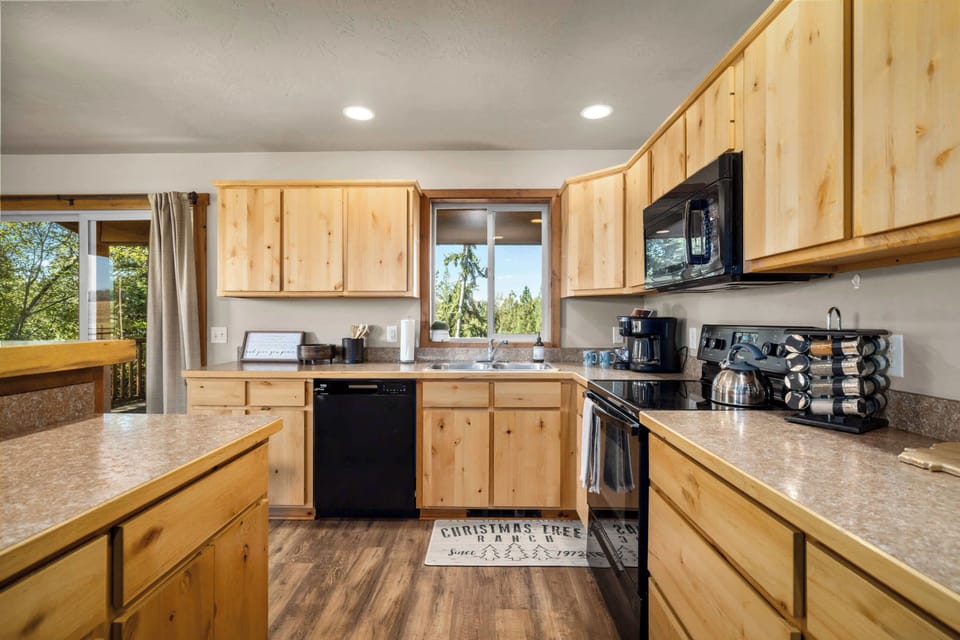 Where cooking feels effortless and time together comes naturally