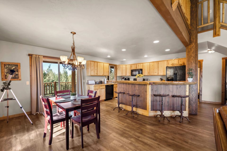 A place to connect, share, and savor every bite together