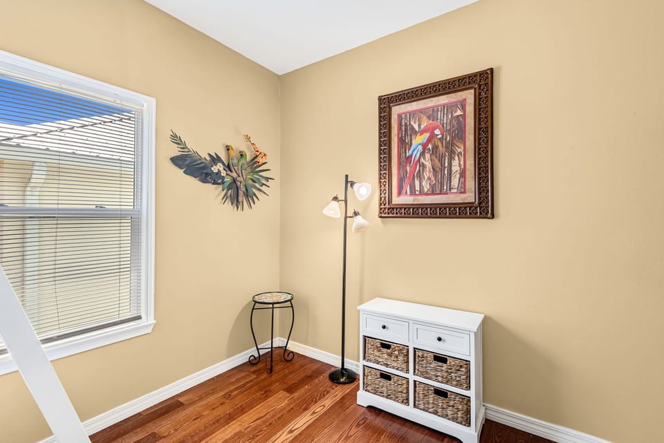 Guest bedroom 2
